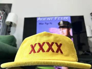 호주 XXXX BEER 코듀로이 캡 옐로우 컬러