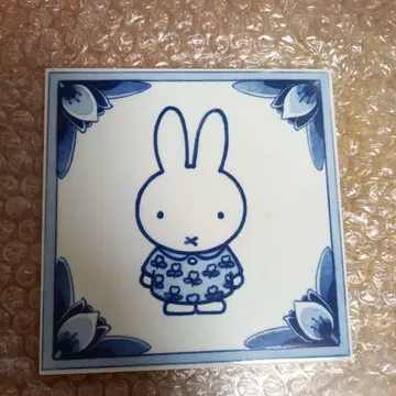 오사카 만국 박람회 델프트 블루 미피 타일 튤립