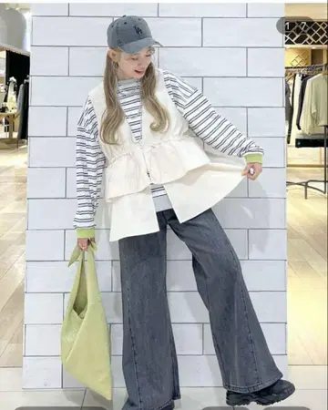 소매는 베스트 아이보리