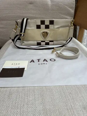 ATAO 아타오 숄더백 2WAY 화이트 체크 패턴