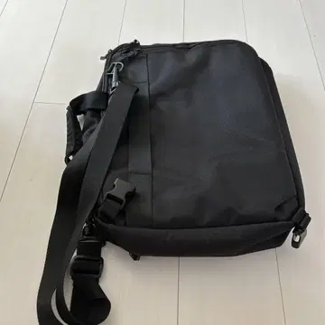 유니클로 비즈니스 백