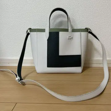 라코스테 숄더백