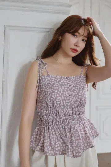 헤르리프토 체리 패턴 스트랩 톱 M