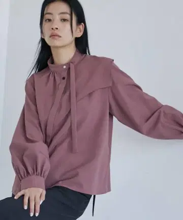 크라운 요크 블라우스 핑크