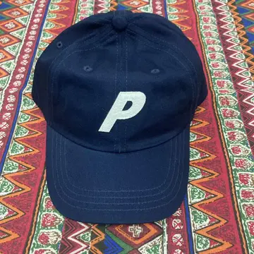 팔라스 네이비 P 자수 캡
