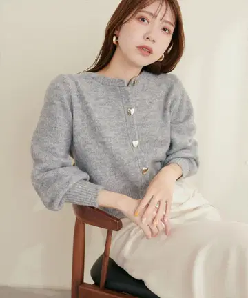natural couture 하트 버튼 크루넥 가디건