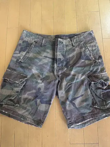 Marlies 카모플라쥬 카고 숏 팬츠