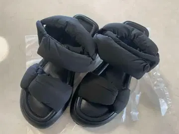 새상품급 ALM. 알무 샌들