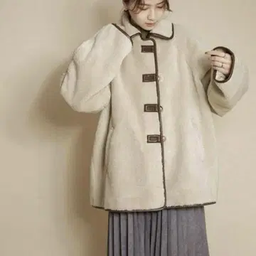 KBF KBF 보아 코트