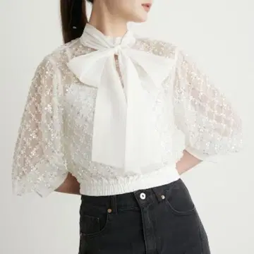 릴리 브라운 LILY BROWN CANDY 반팔 스팽글 풀오버