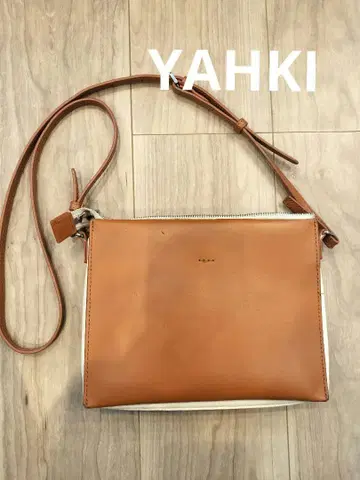 YAHKI 숄더백