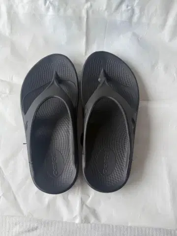 Oofos 블랙 비치 샌들 24cm