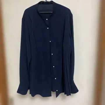 SHIPS 네이비 긴팔 셔츠 펄 장식 버튼