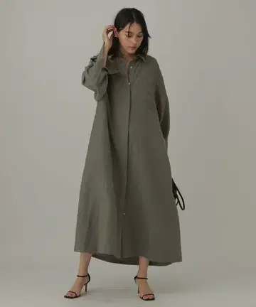 미사용 새상품 택 포함 셀리아 셔츠 원피스 카키
