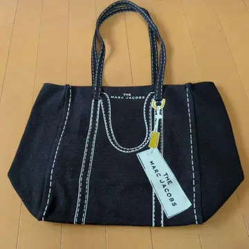 THE MARC JACOBS 블랙 토트백