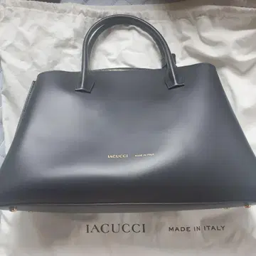 IACUCCI 이아쿠치 VELAR 가죽 핸드 백 M