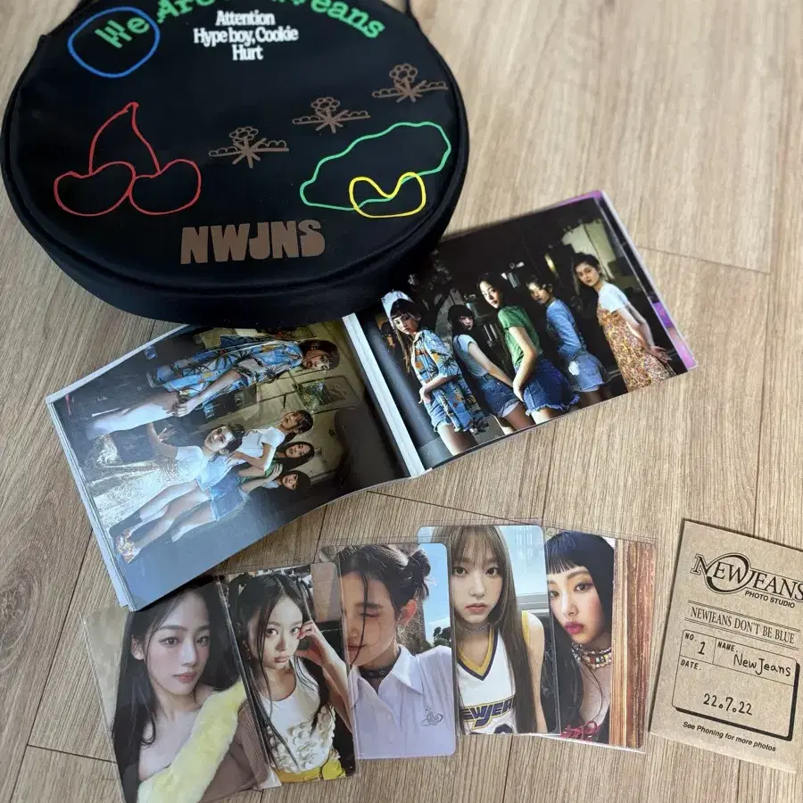 NEW JEANS | 뉴진스 New Jeans Bag Album (Black ver) on