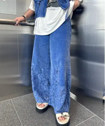 아메리 레이스 도킹 페이드 데님 팬츠