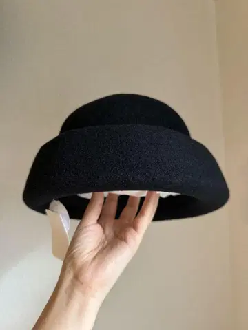 YOKOI BERET 마라 업 세일러 햇 울 일본제 여성용 모자