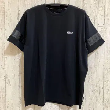 LUXE/R 두꺼운 러버 프린트 반팔 티셔츠