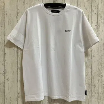 LUXE/R 두꺼운 러버 프린트 반팔 티셔츠
