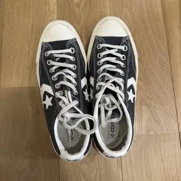 주말 가격 인하, 재고 소진 판매 CONVERSE