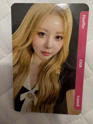 Hyerin 해린 tripleS aa330 objekt vip 한정판