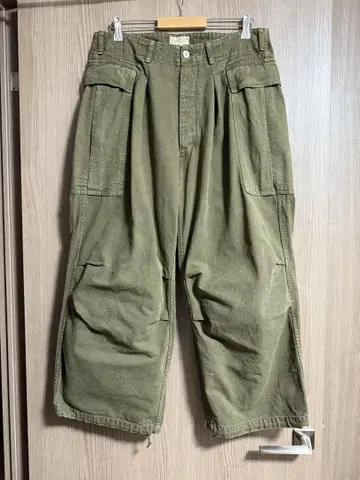 HERILL 카키색 별주 Duck Cargo Pants