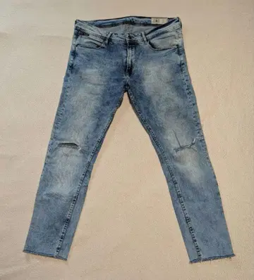 ZARA MAN 데님 데미지 가공 라이트 블루 2XL