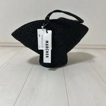 MARCHER 블랙 바스켓백