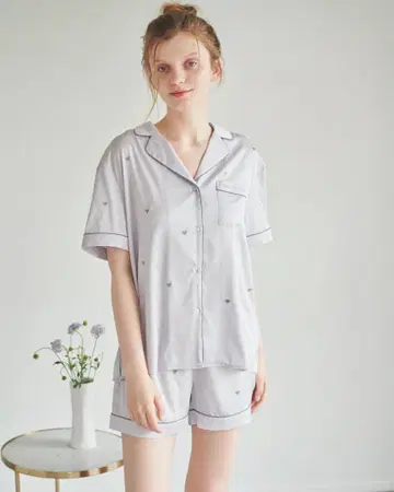 젤라또피케 하트 자수 반팔 셔츠 숏팬츠 새틴 룸웨어