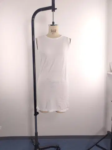 DANSKIN 여성용 화이트 슬리브리스 티셔츠
