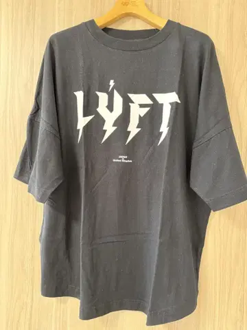 LYFT 블랙 티셔츠 M