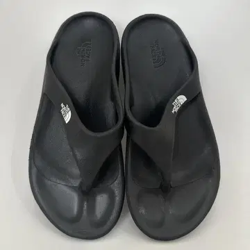 The North Face 블랙 비치 샌들