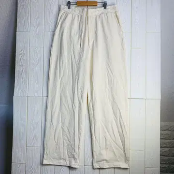 GU 크림색 와이드 팬츠 허리밴딩 끈 포함 78cm L 사이즈