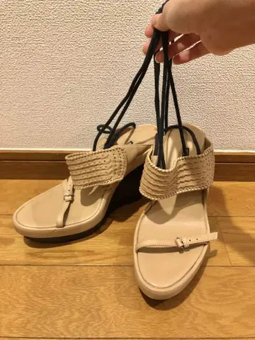 안두무르메스테르 샌들