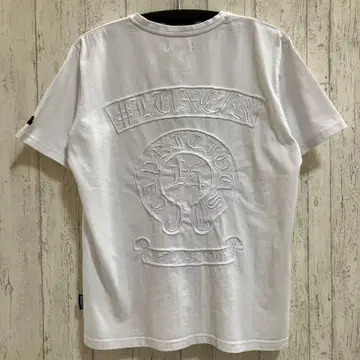 LUXE/R 서클 로고 자수 반팔 티셔츠
