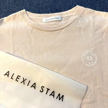 ALEXIA STAM 티셔츠