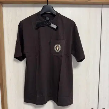 BACK CHANNEL POCKET TEE 백 채널