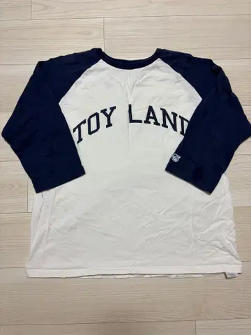 Boys in Toy Land 7부 소매 셔츠