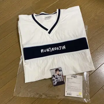 RUNSEOKJIN in JAPAN V넥 티셔츠 JIN 사이즈 화이트