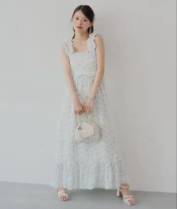 Chico 프릴 디자인 베어 원피스 white