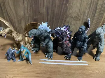고질라 피규어 묶음 판매 NECA 고질라 도호 괴수 컬렉션 킹 기드라