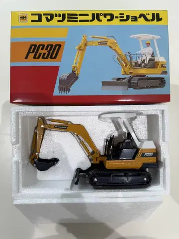 코마츠 PC30 미니 파워 셔블