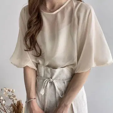 하프 슬리브 시어 블라우스
