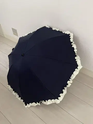 새상품급 미사용품 아시야 로사브 블랑 네이비 접이식 양산 프릴 포함