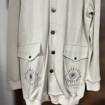 ozz conte 라이트 베이지 가디건
