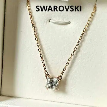 새상품급 SWAROVSKI 골드 Attract 스퀘어 크리스탈