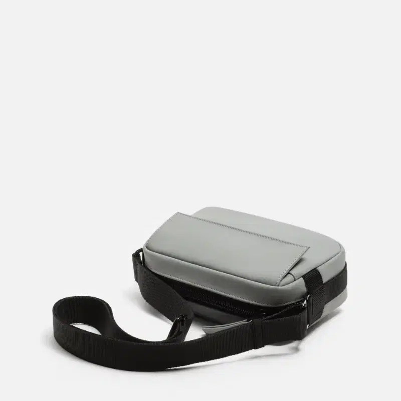 ［ZARA］ラバークロスボディバッグ 3601/520/802 ZARA】ラバークロスボディバッグ (ZARA/ショルダーバッグ
