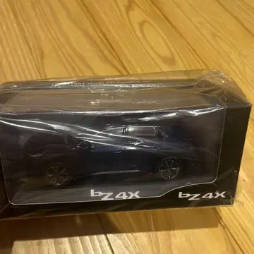 TOYOTA 도요타 bZ4X 1/30 스케일 미니카 컬러 샘플